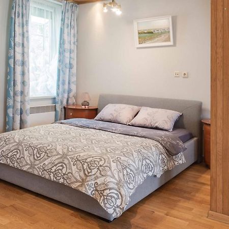 Cozy One Room Apartment With Yard Juodkrantė 외부 사진
