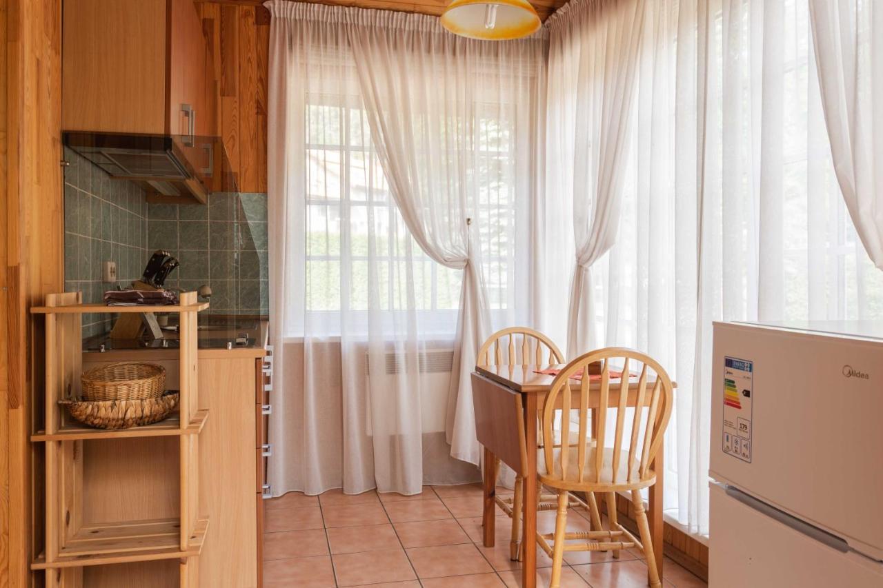 Cozy One Room Apartment With Yard Juodkrantė 외부 사진